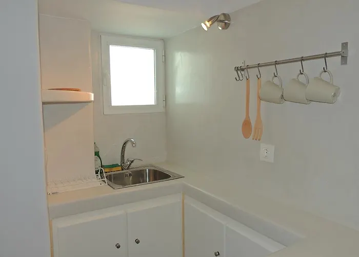 Zisis 3* Agios Stefanos Avliotes