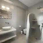 Guest house Zisis 3*