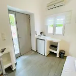 Guest house Zisis Agios Stefanos (Mykonos)