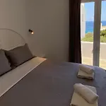Pensión Zisis 3*