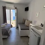 Zisis 3*