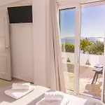 Guest house Zisis 3*