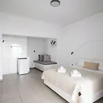 Zisis Pensión Agios Stefanos (Mykonos)