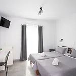 Zisis Guest house 3*