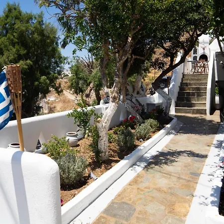 Guest house Zisis 3*