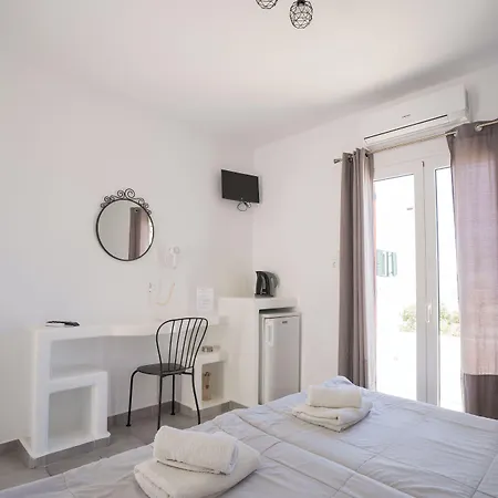 Zisis Guest house Agios Stefanos (Mykonos)