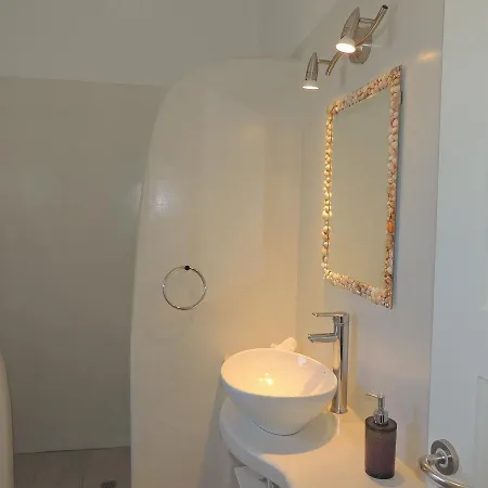 Zisis Gæstehus