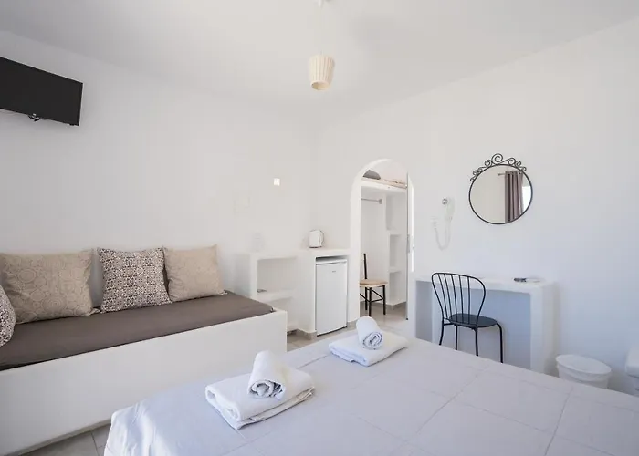 Zisis Agios Stefanos (Mykonos)