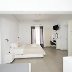 Zisis Άγιος Στέφανος