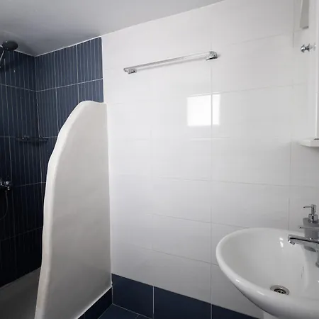 Zisis Агиос-Стефанос